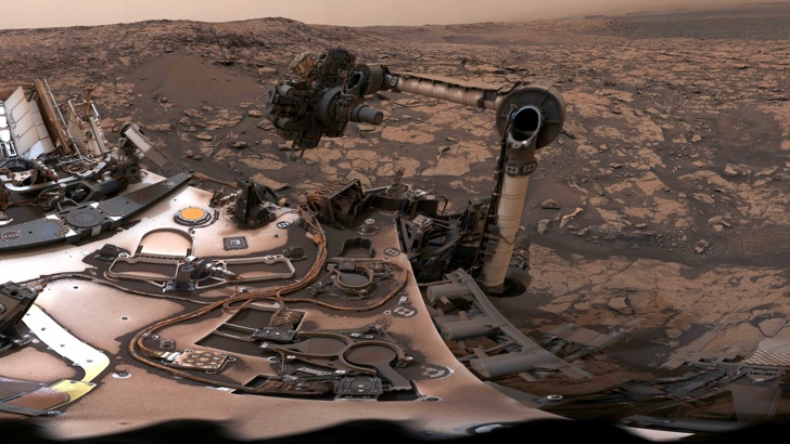 "Рядкост е марсоходът да включва себе си в снимките", коментират от НАСА