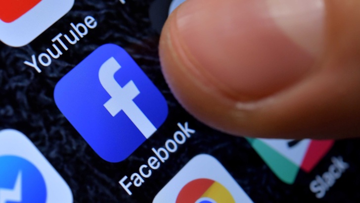 Хакнаха Фейсбук“: 50 милиона акаунта са разбитиФейсбук“ претърпя хакерска атака