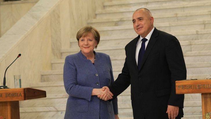 Меркел посети на два пъти България.