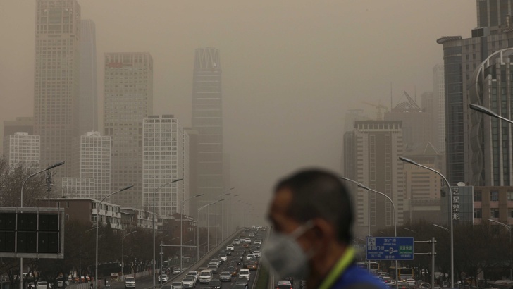 Според доклада Китай и Индия са отговорни за над 50% от смъртните случаи, дължащи се на замърсяването на въздуха.