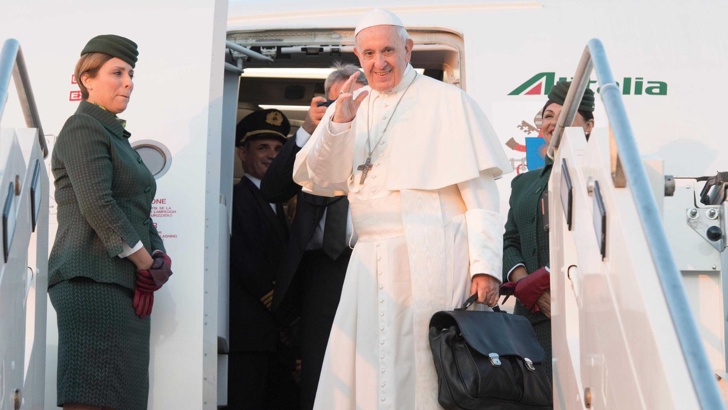 Папа Франциск започна 4 дневната си обиколка в ПрибалтикаПапа Франциск започна