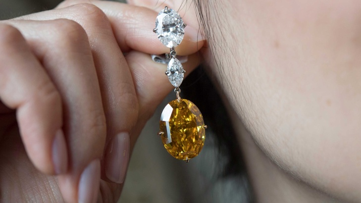 Откриха 552-каратов жълт диамант в мина в КанадаОткриха 552-каратов жълт