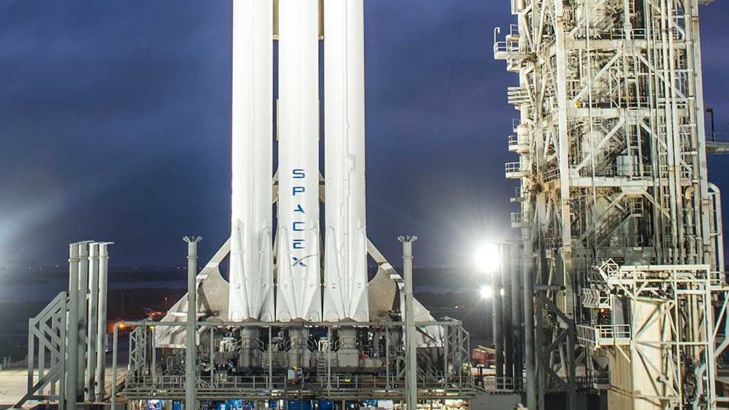 Американската компания 34 Спейс екс 34 SpaceX отложи с един ден