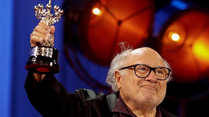 Де Вито е носител и на наградите "Еми" и "Златен глобус"