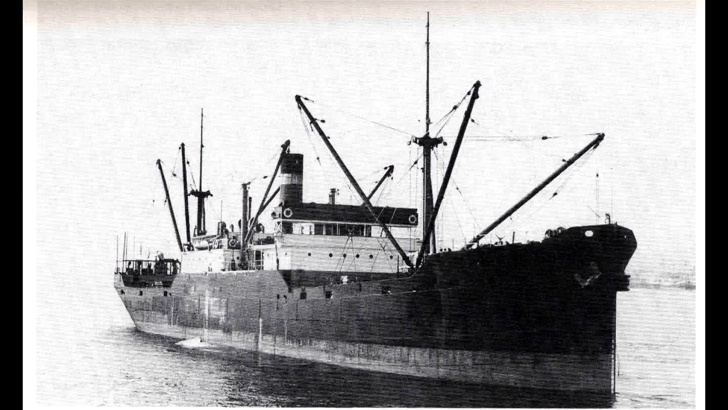 Потъналият край Созопол през 1921 година американски кораб „Мопанг”. 