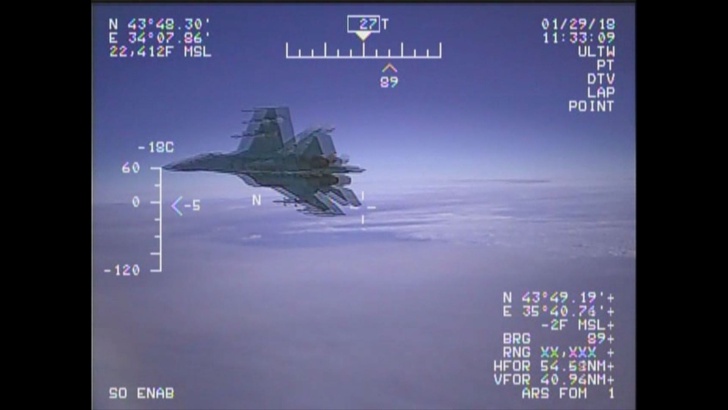 Британските ВВС зорко следят за руски провокации в небето над Черно море.