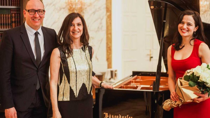 Нов роял пристига в зала България специално за концерт за