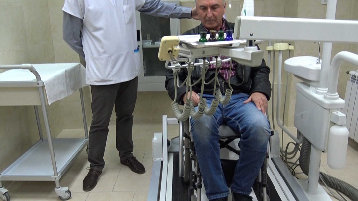 В Пловдив отвориха първия стоматологичен кабинет за хора с двигателни