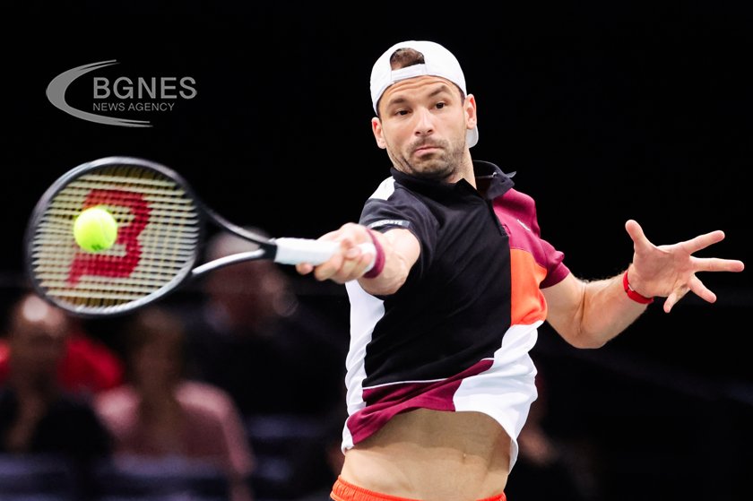 After defeating Hurkach, Grigor Dimitrov advanced to the Paris semifinals