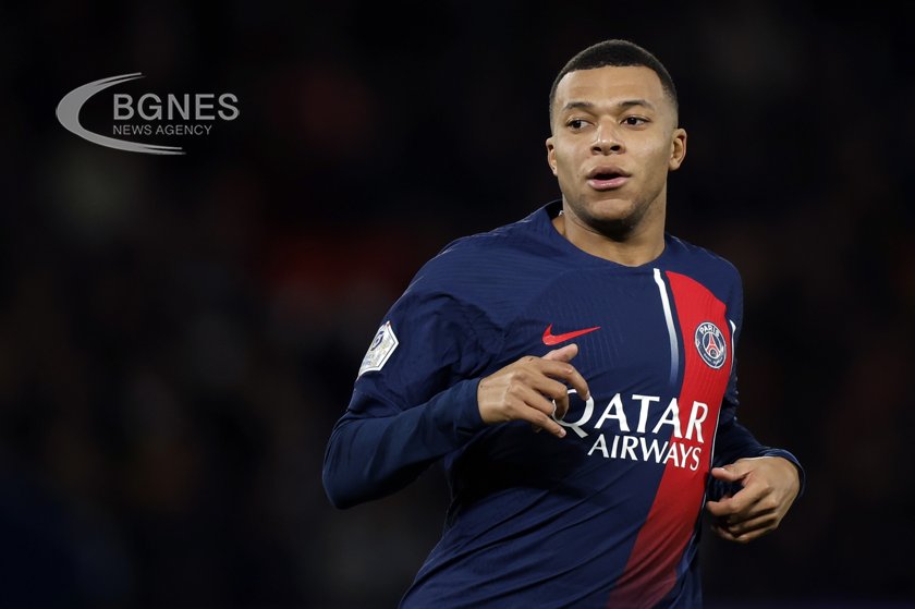 Real Madrid are preparing to sign Mbappe as early as January