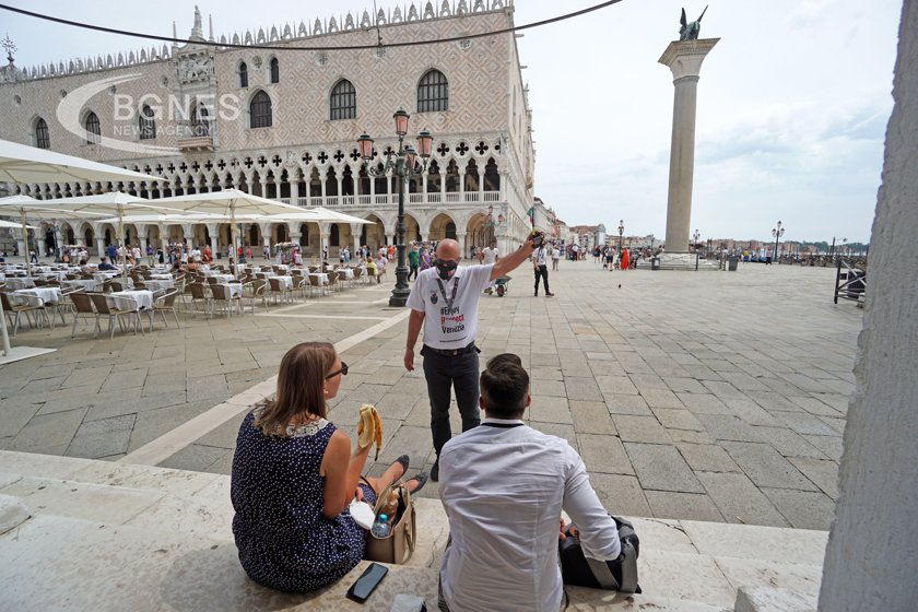 Venice has banned tourist groups of more than 25 people