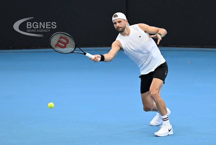 Grigor Dimitrov started with a doubles win in Brisbane