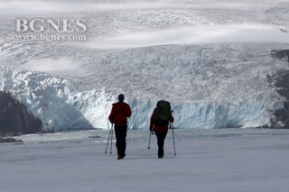 A Turkish scientific expedition with a Bulgarian participant departed for Antarctica