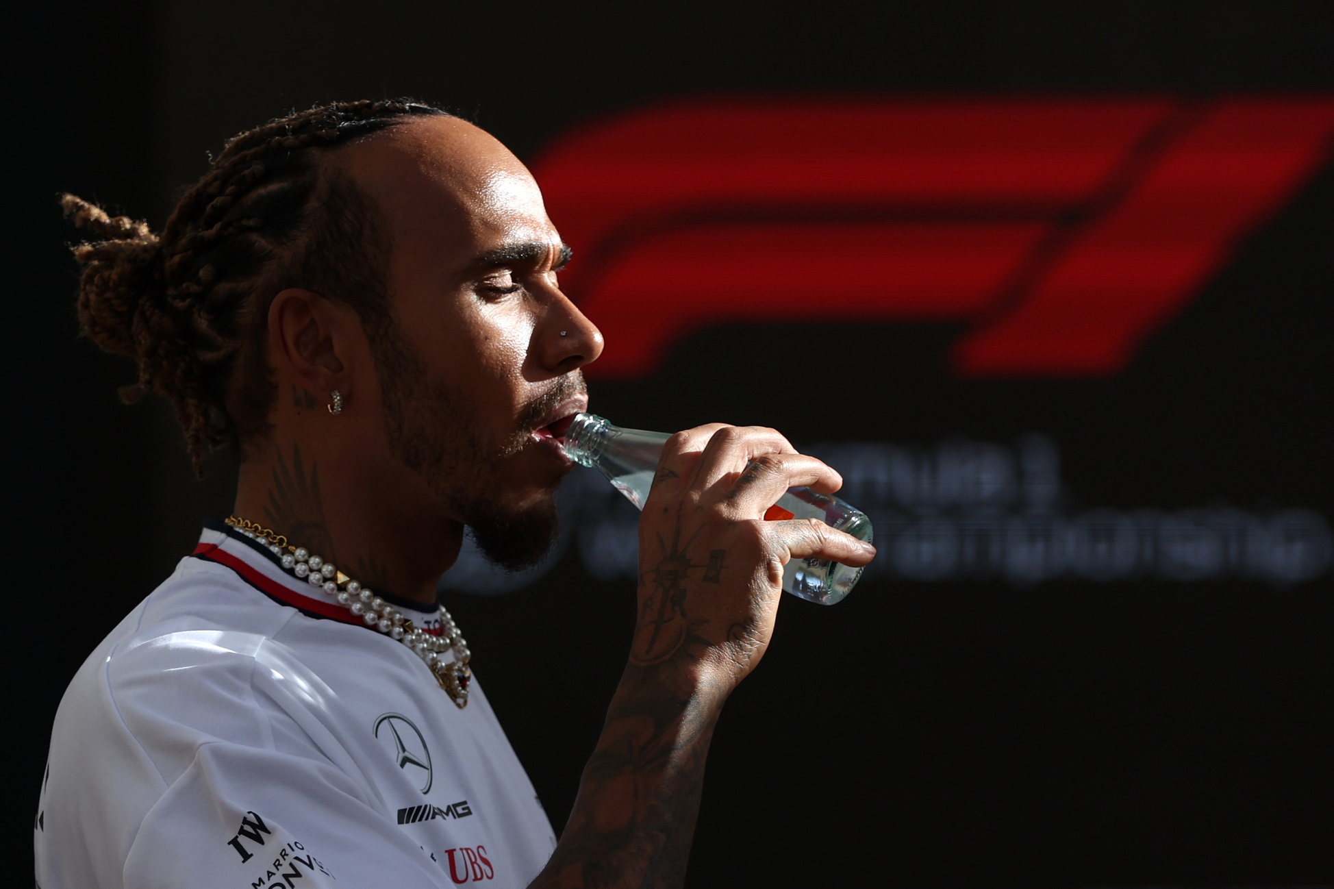 Lewis Hamilton on the verge of a schock move to Ferrari