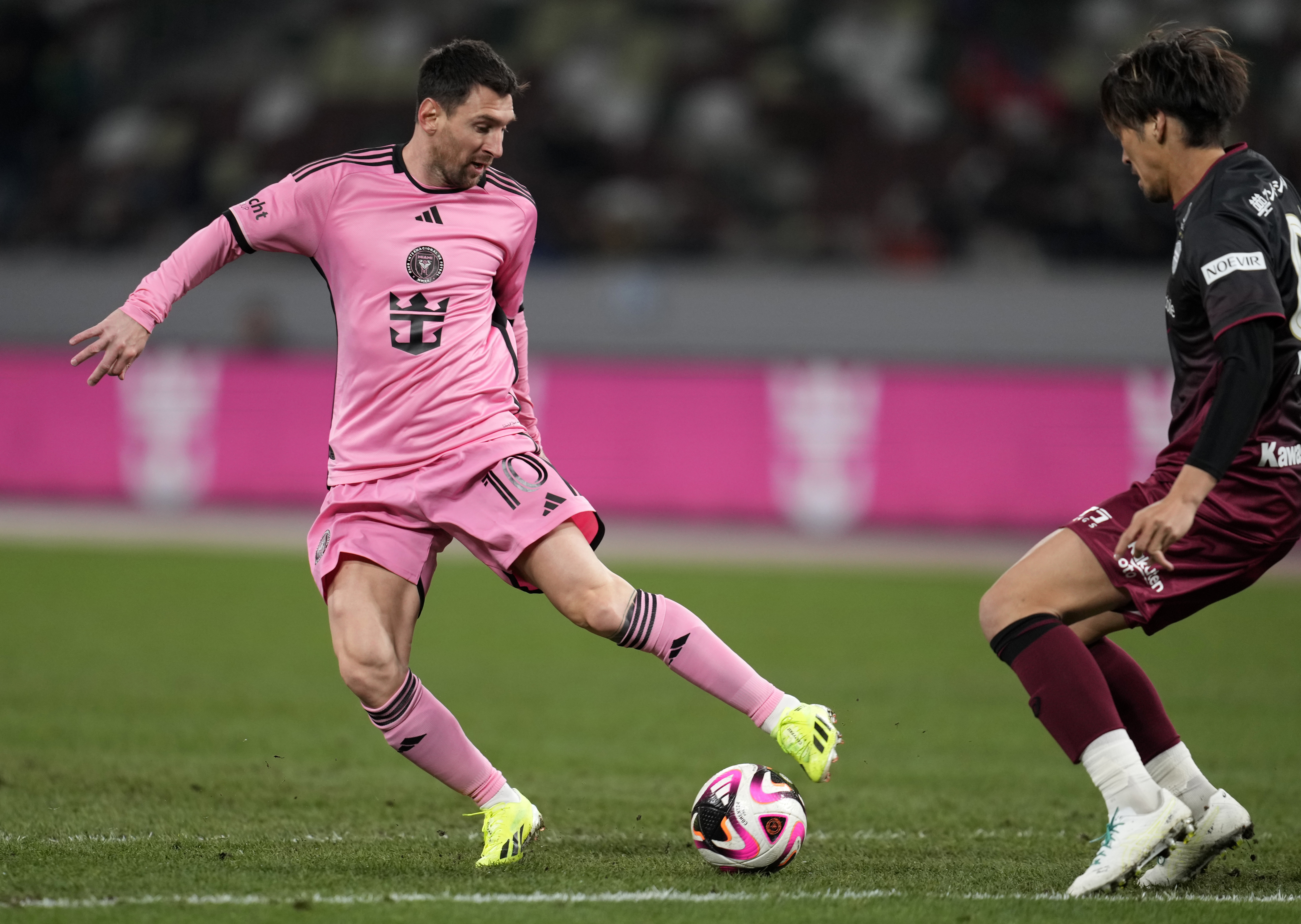 Messi amazes Tokyo crowd following recent absence in Hong Kong friendly