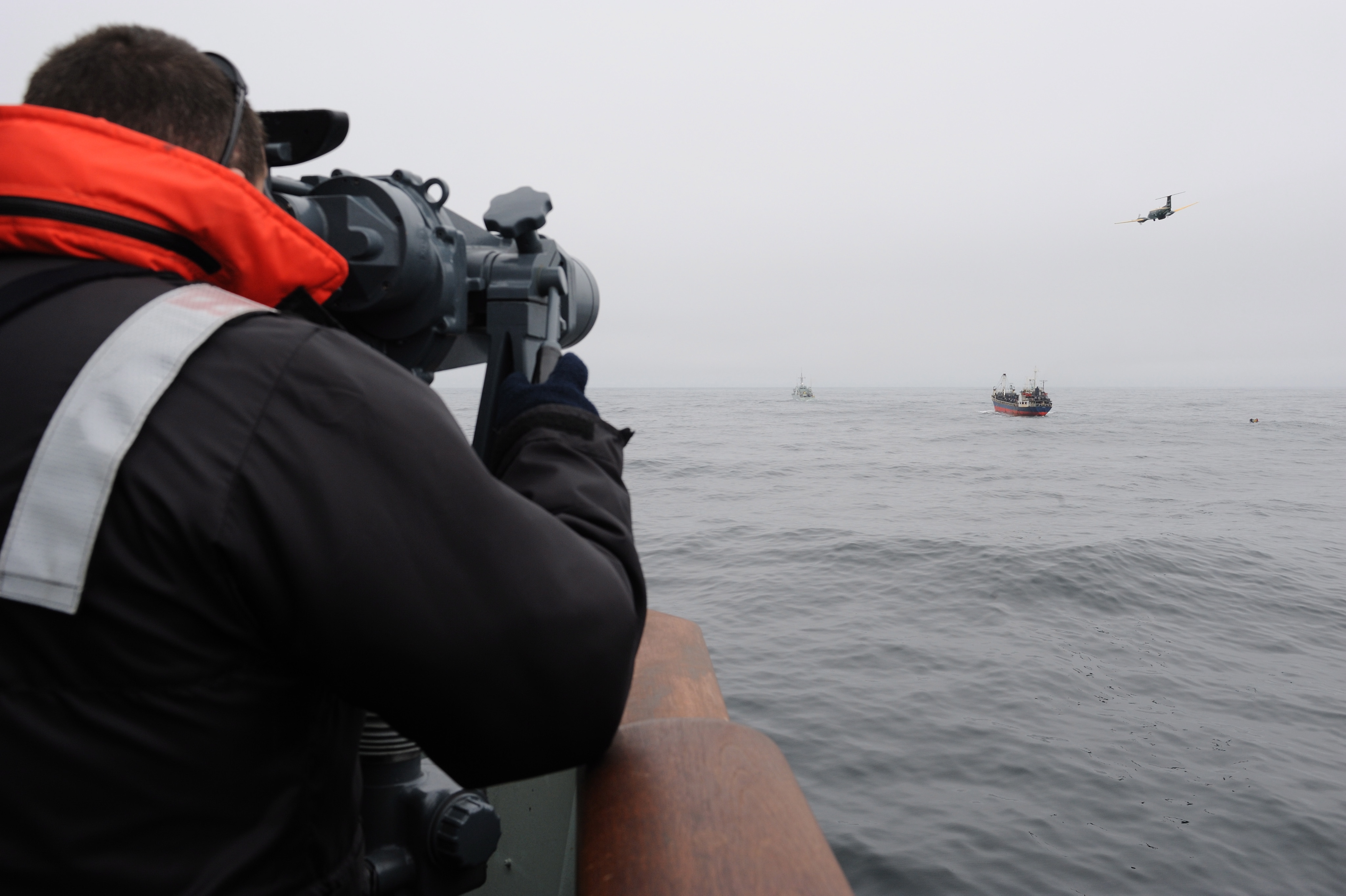 Colombia hauls billions worth of loot from 18th-century shipwreck