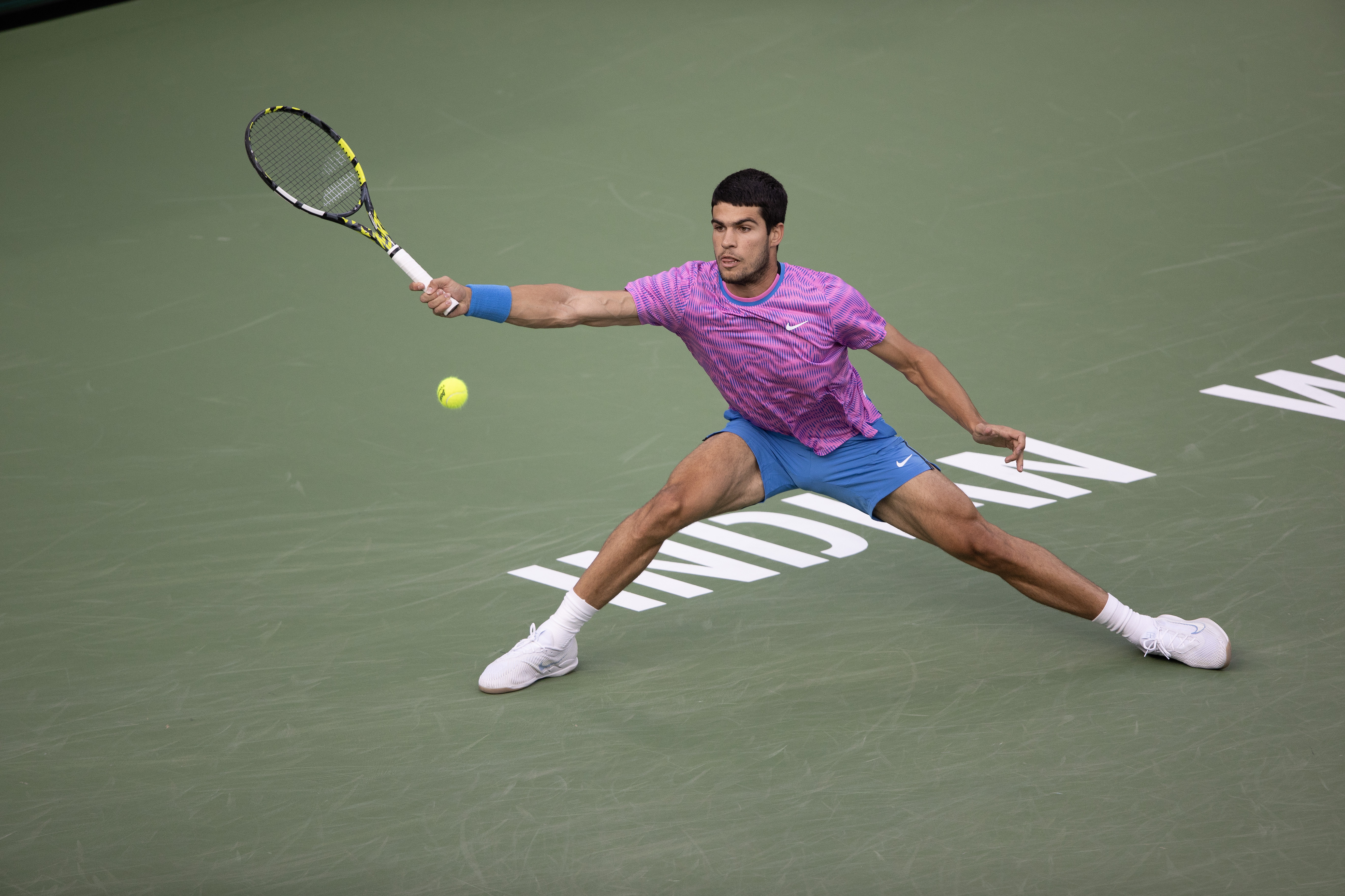 Alcaraz broke Siner's winning streak, will play Medvedev in the final of Indian Wells