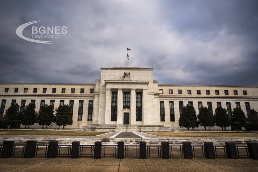 The US Federal Reserve left the interest rate unchanged