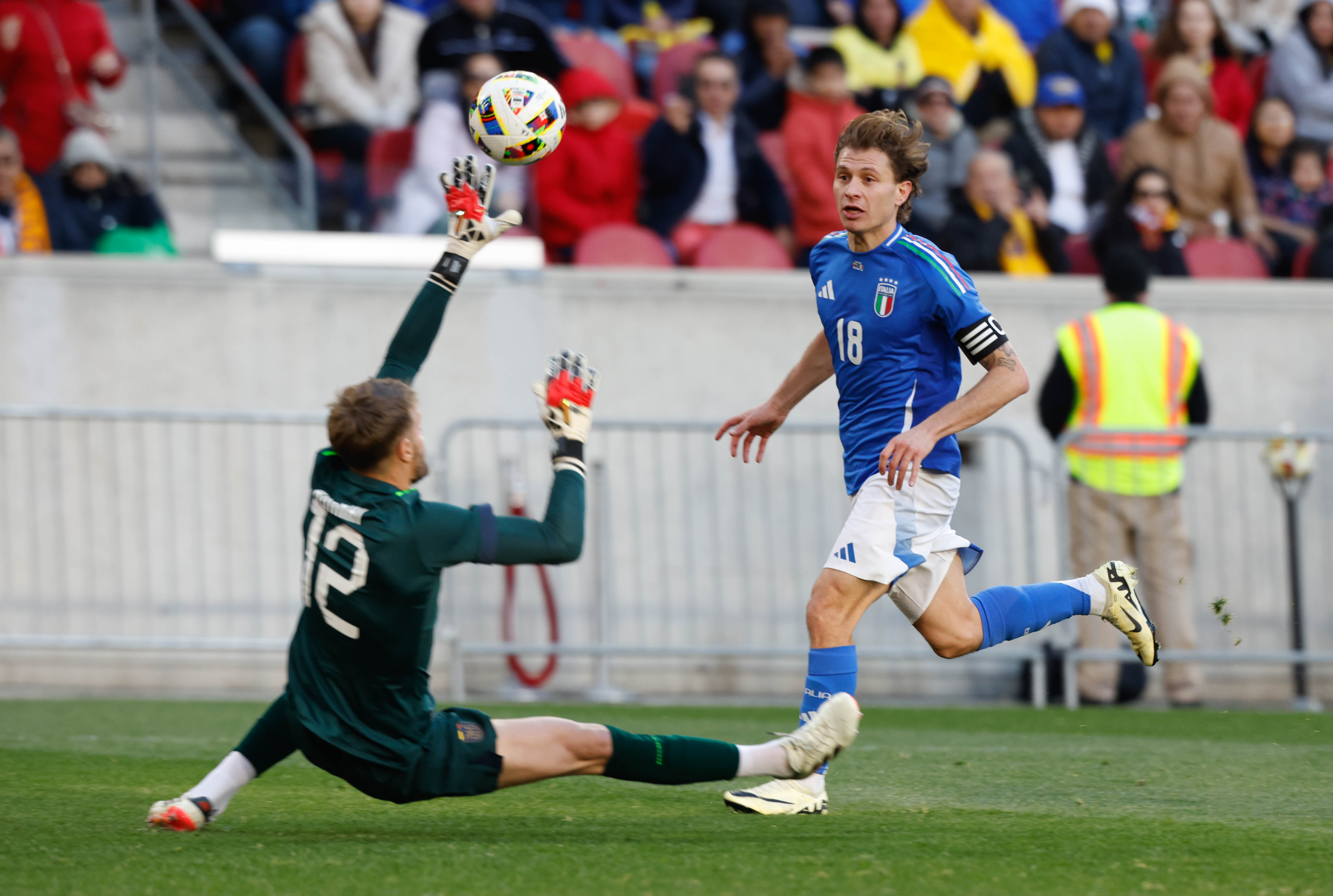 Italy beat Ecuador in a friendly