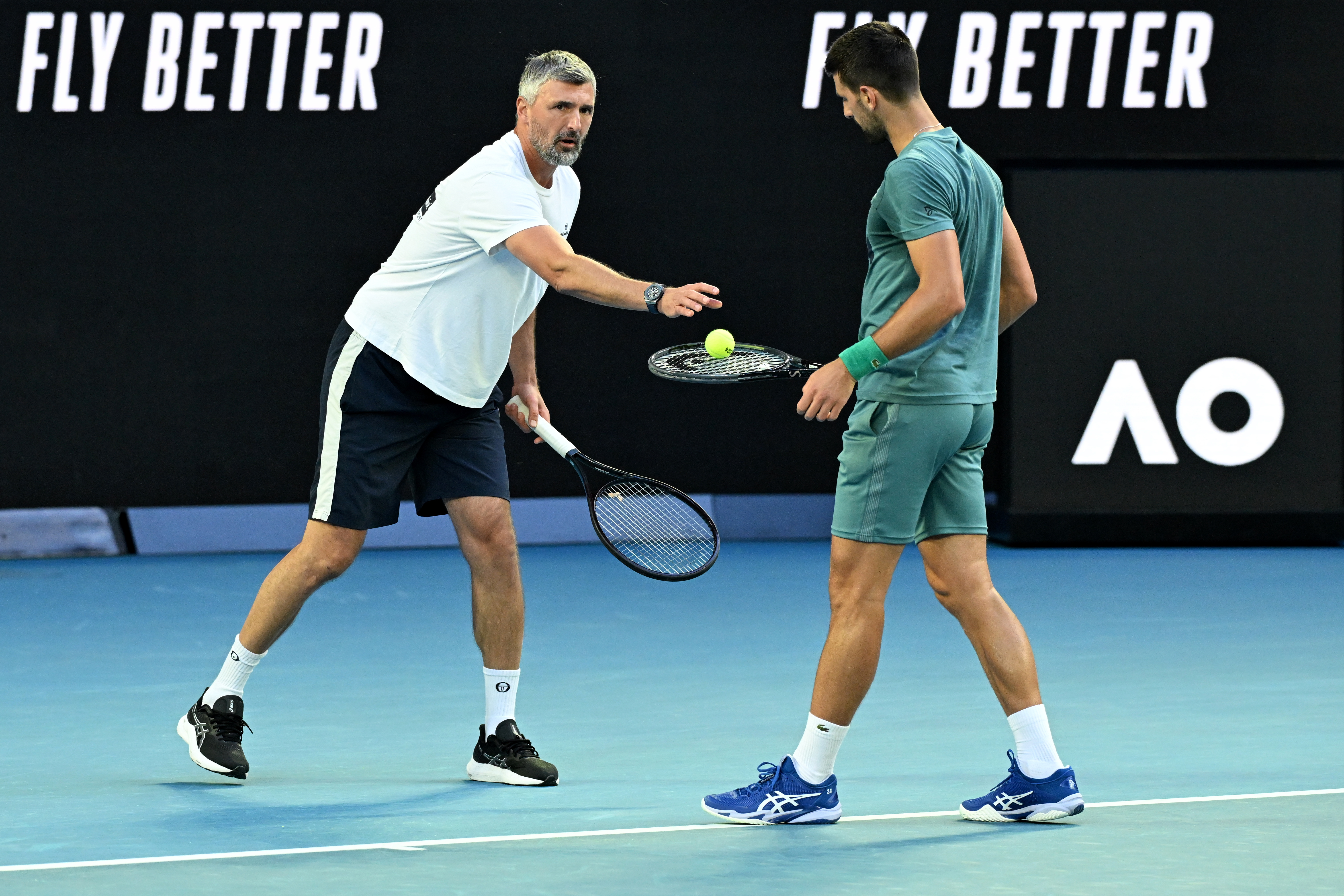 Djokovic splits with coach Goran Ivanisevic