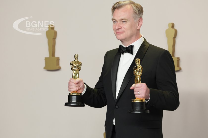 Christopher Nolan will be knighted