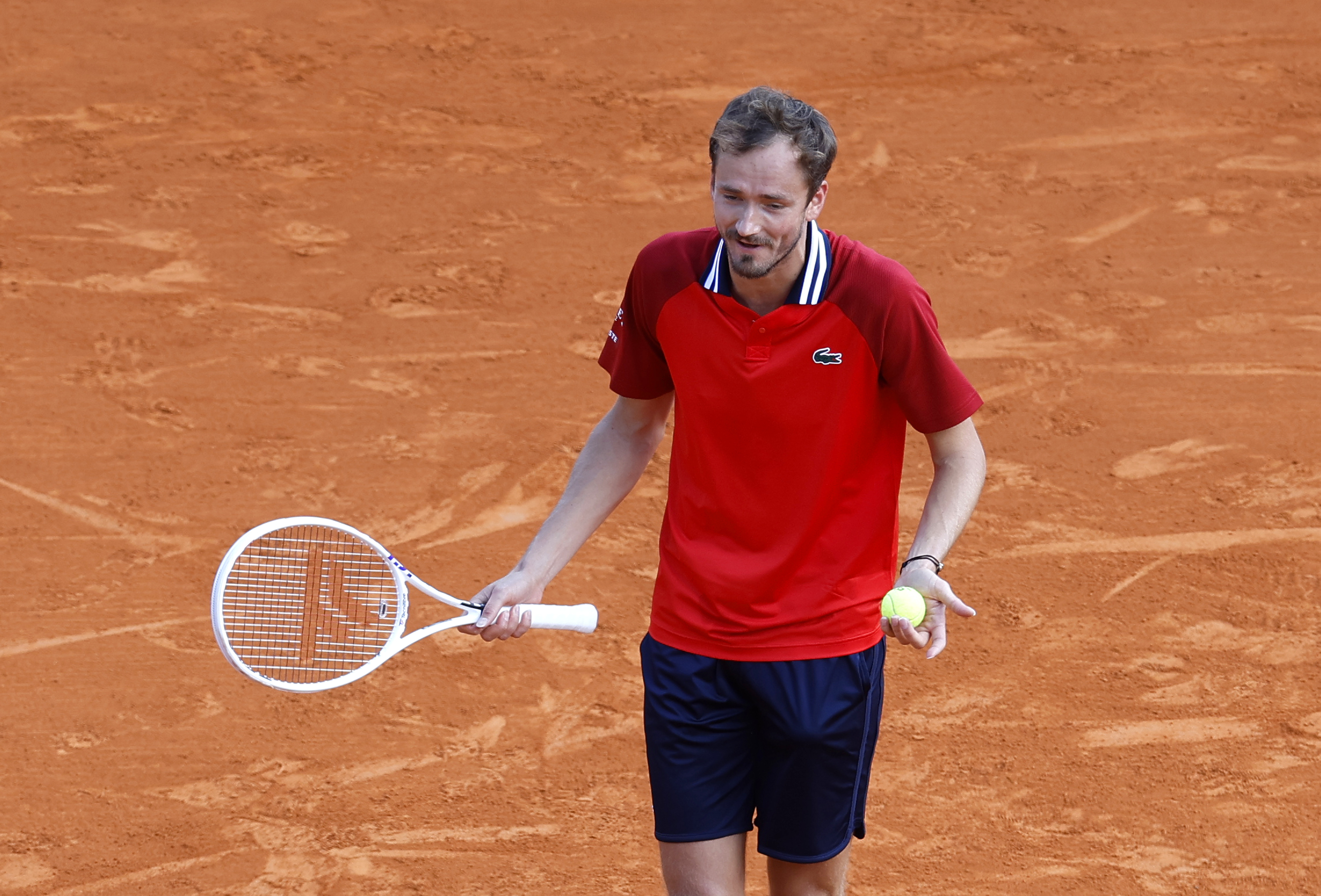 Medvedev deals with Monfils and will meet Khachanov in Monte-Carlo 1/8-finals