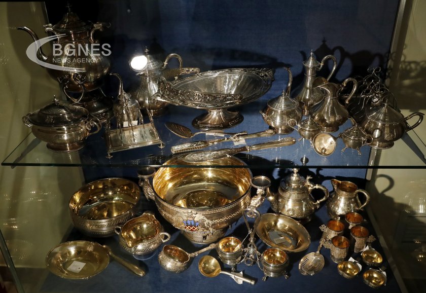 The Mysterious Fate of King Priam's treasure discovered by Heinrich Schliemann