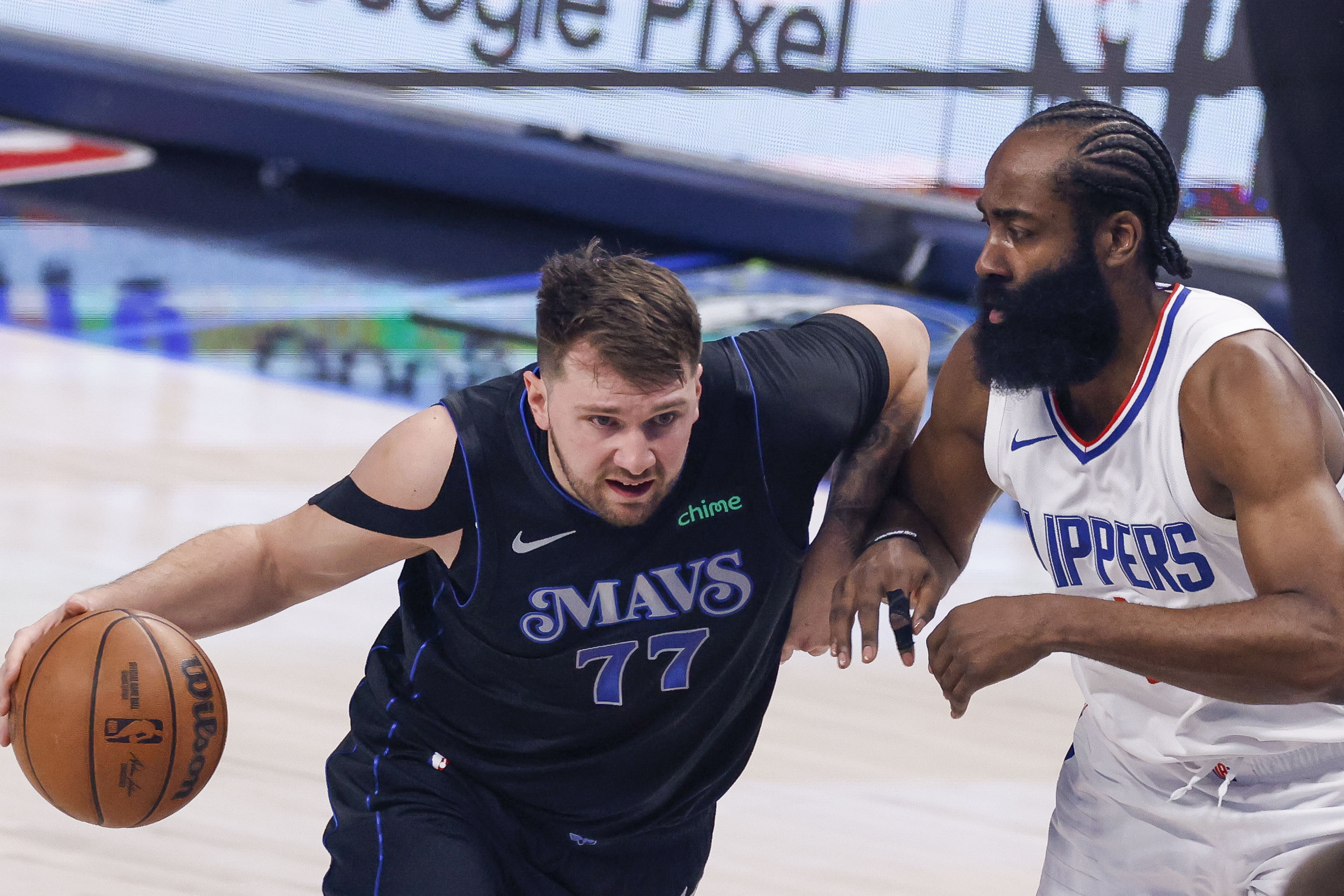 Mavericks closed the series with the Clippers and are in the semifinals