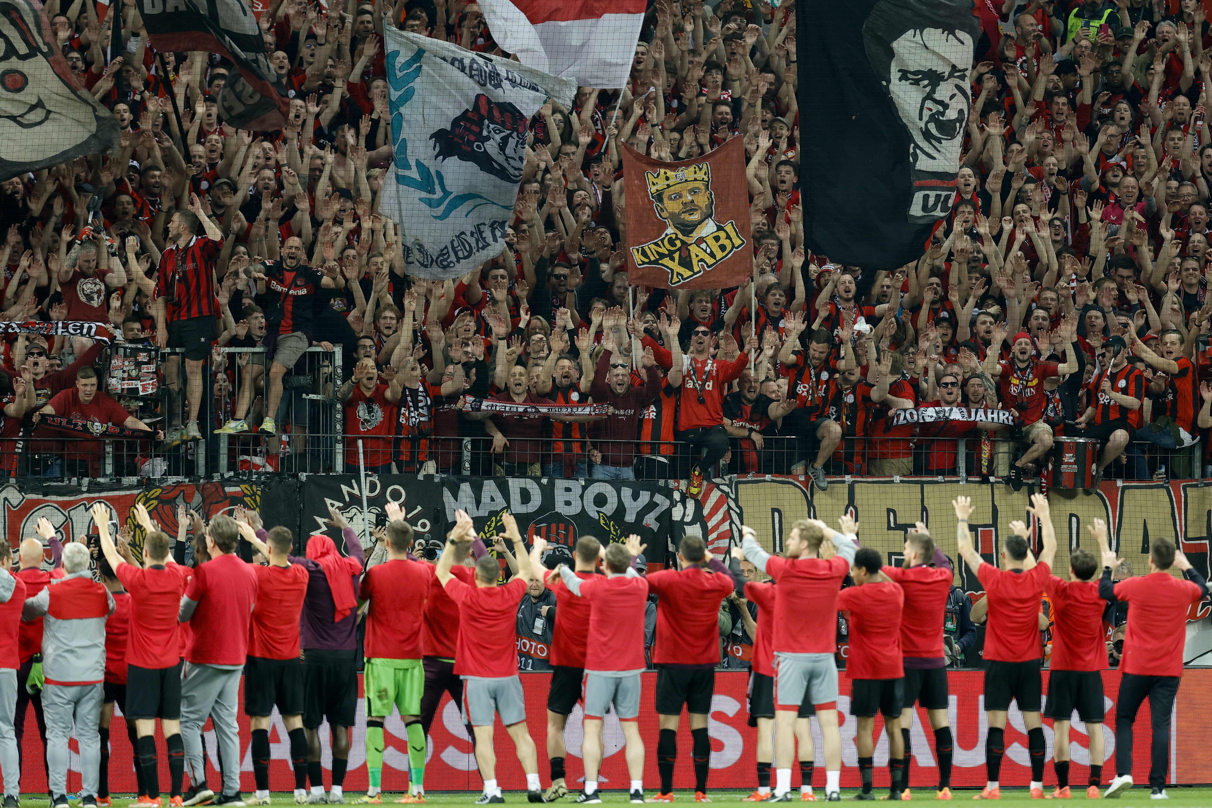 Leverkusen and Atalanta reach Europa League final