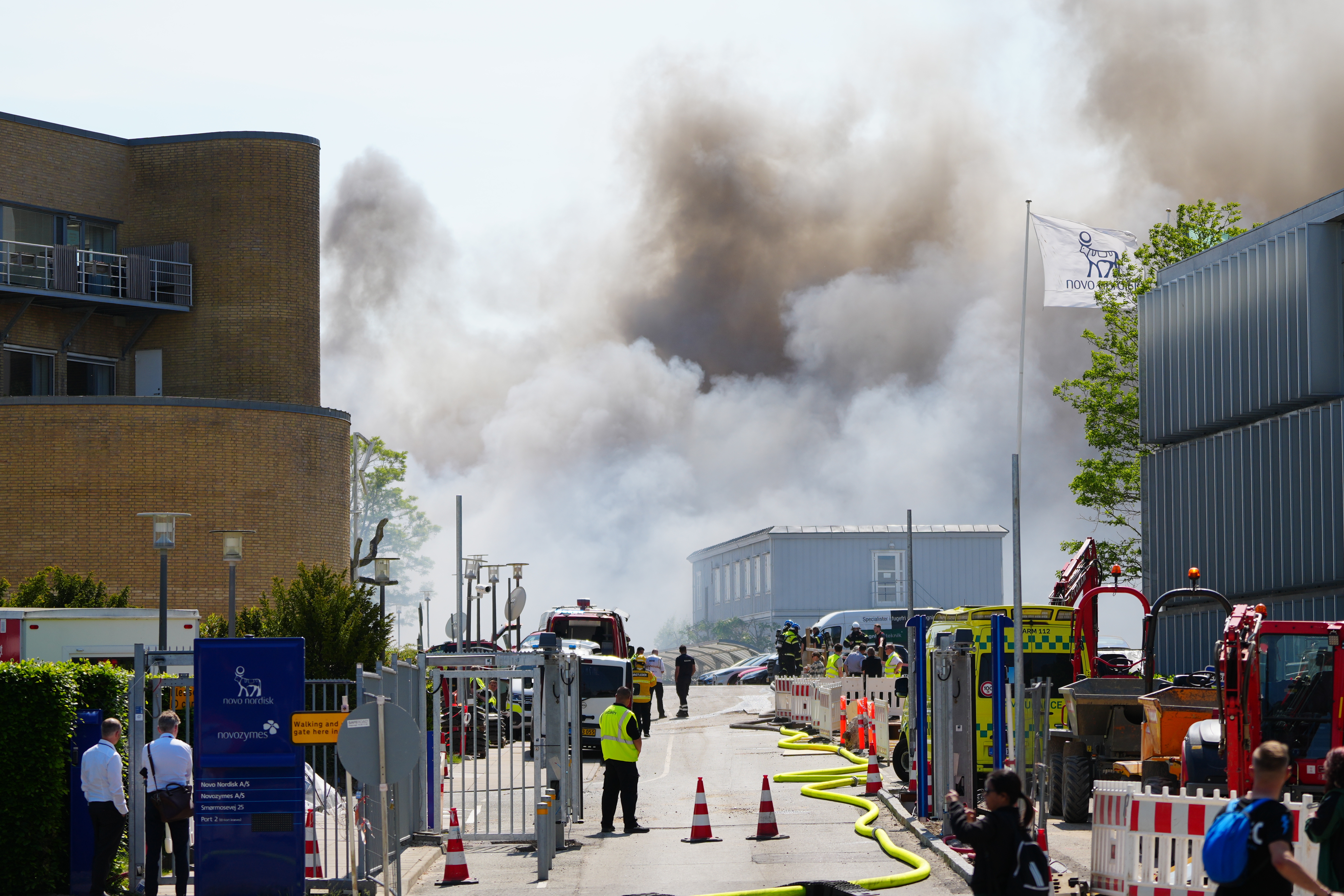 Huge fire at an office of a Danish pharmaceutical giant in Copenhagen