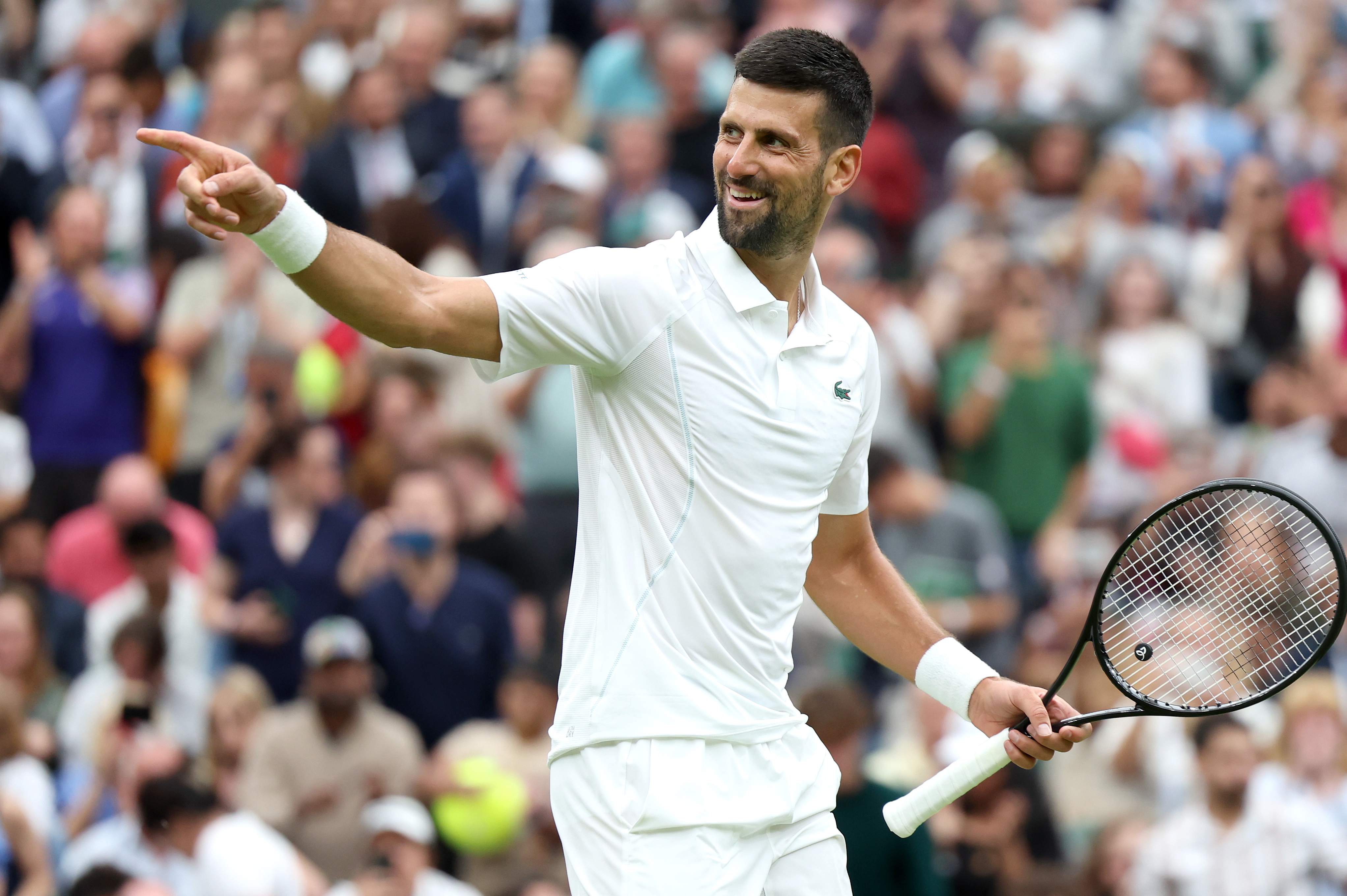 Djokovic cruises past Czech qualifier in London