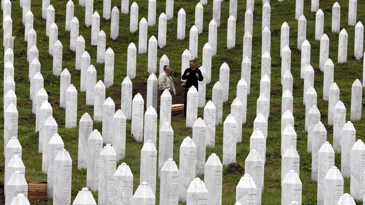 The world honours the victims of the Serbian genocide in Srebrenica