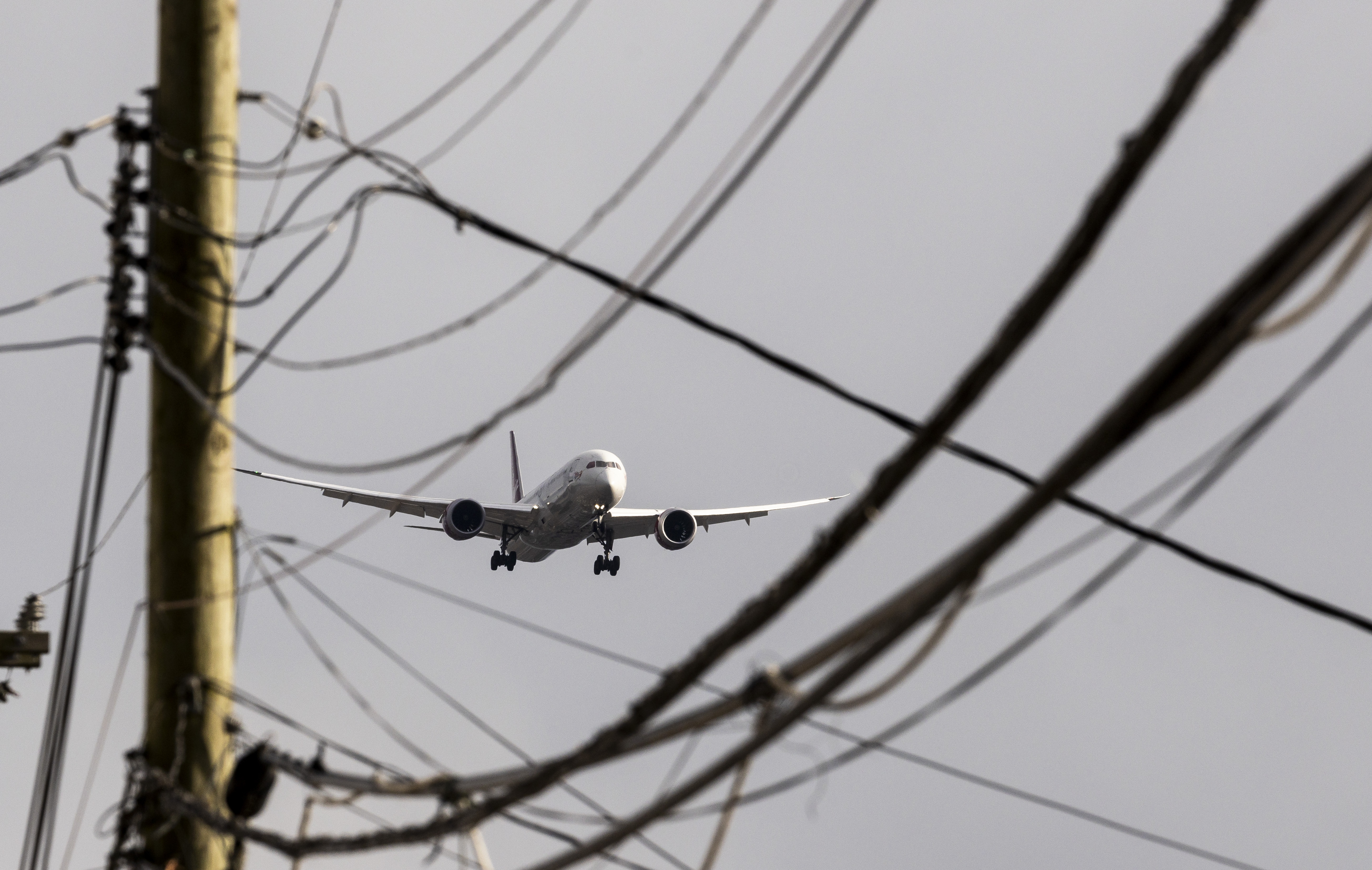 10 people were injured in a fire at an airport in New York