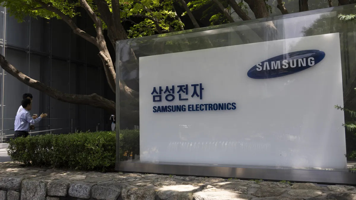 Samsung Electronics' profits for the second quarter were $7.5 billion