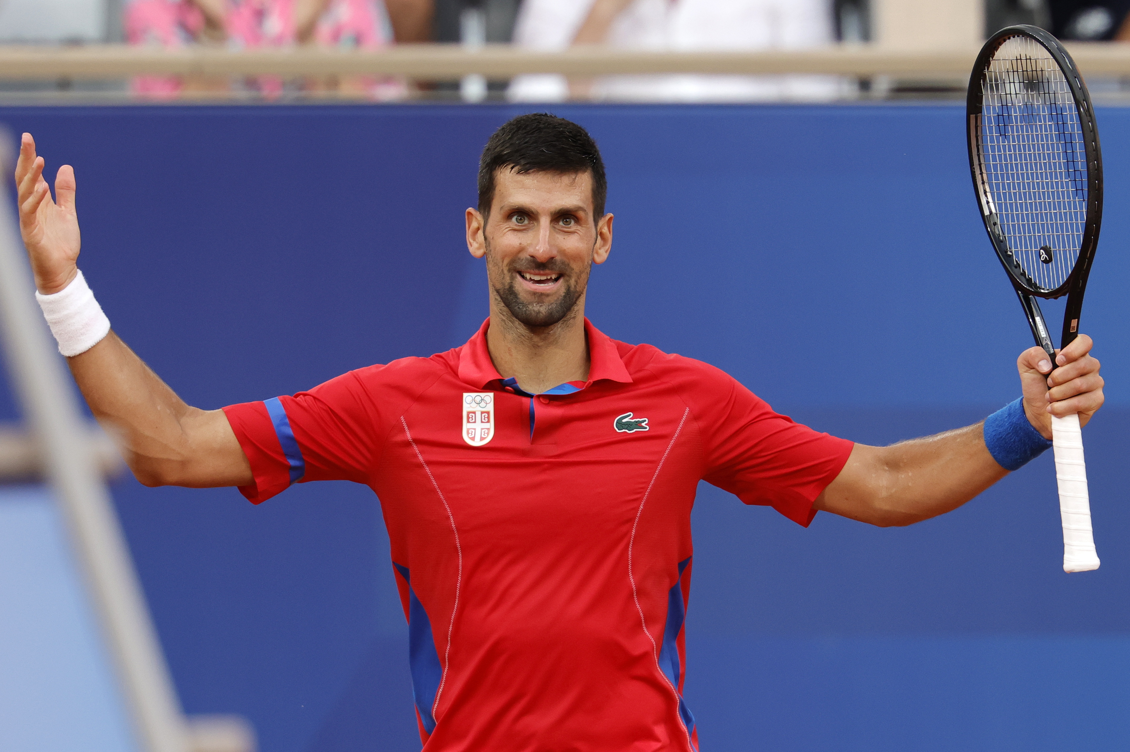 Djokovic survives injury to reach Olympic tennis semi-finals