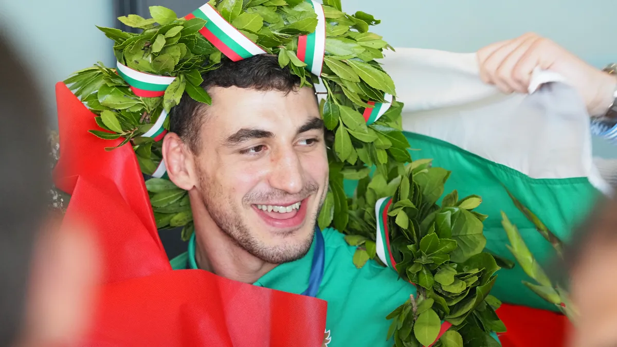 The Olympic champion 87 kg classical wrestling Semen Novikov: I felt the support of all Bulgarians, my next goal is the world title