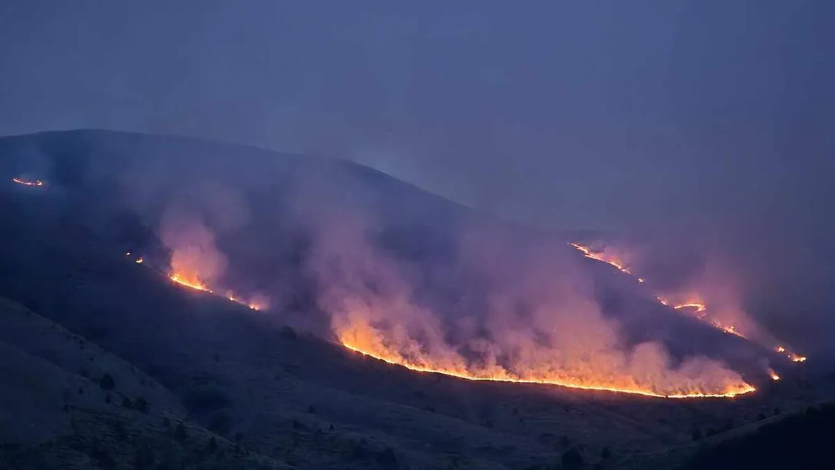 Lightning ignited the Slavyanka mountain fire on Monday