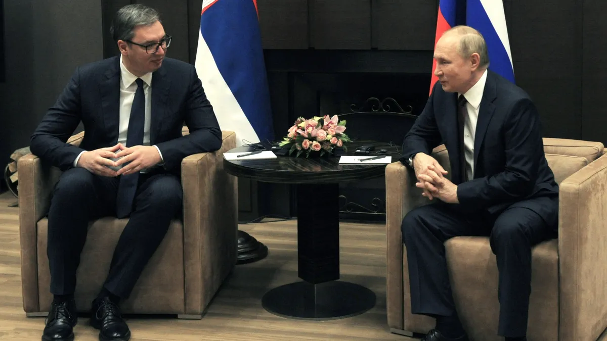 Ivana Stradner: Putin humiliates the West in the Balkans with his protégé Vucic