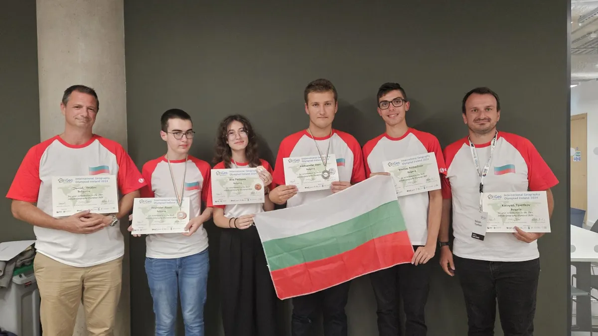 The Bulgarian team took 3 medals from the International Geography Olympiad in Dublin