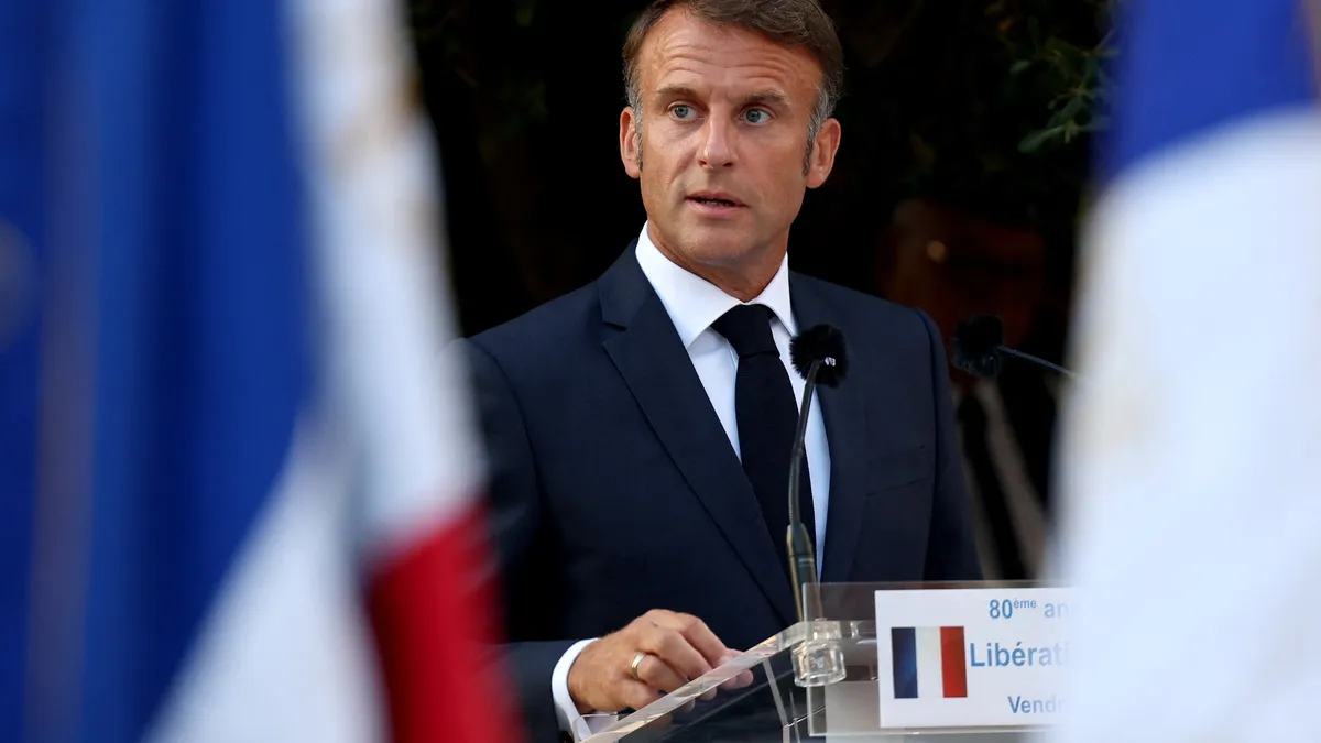 Emmanuel Macron is pushing for new government talks, faces an uphill battle