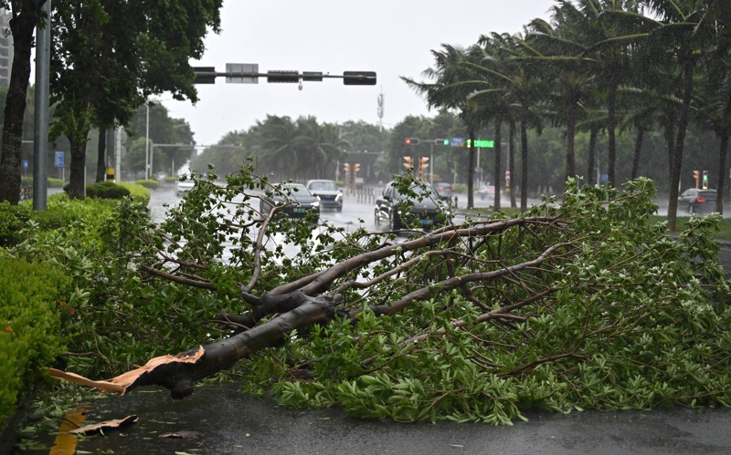 Super typhoon Yagi hits Vietnam