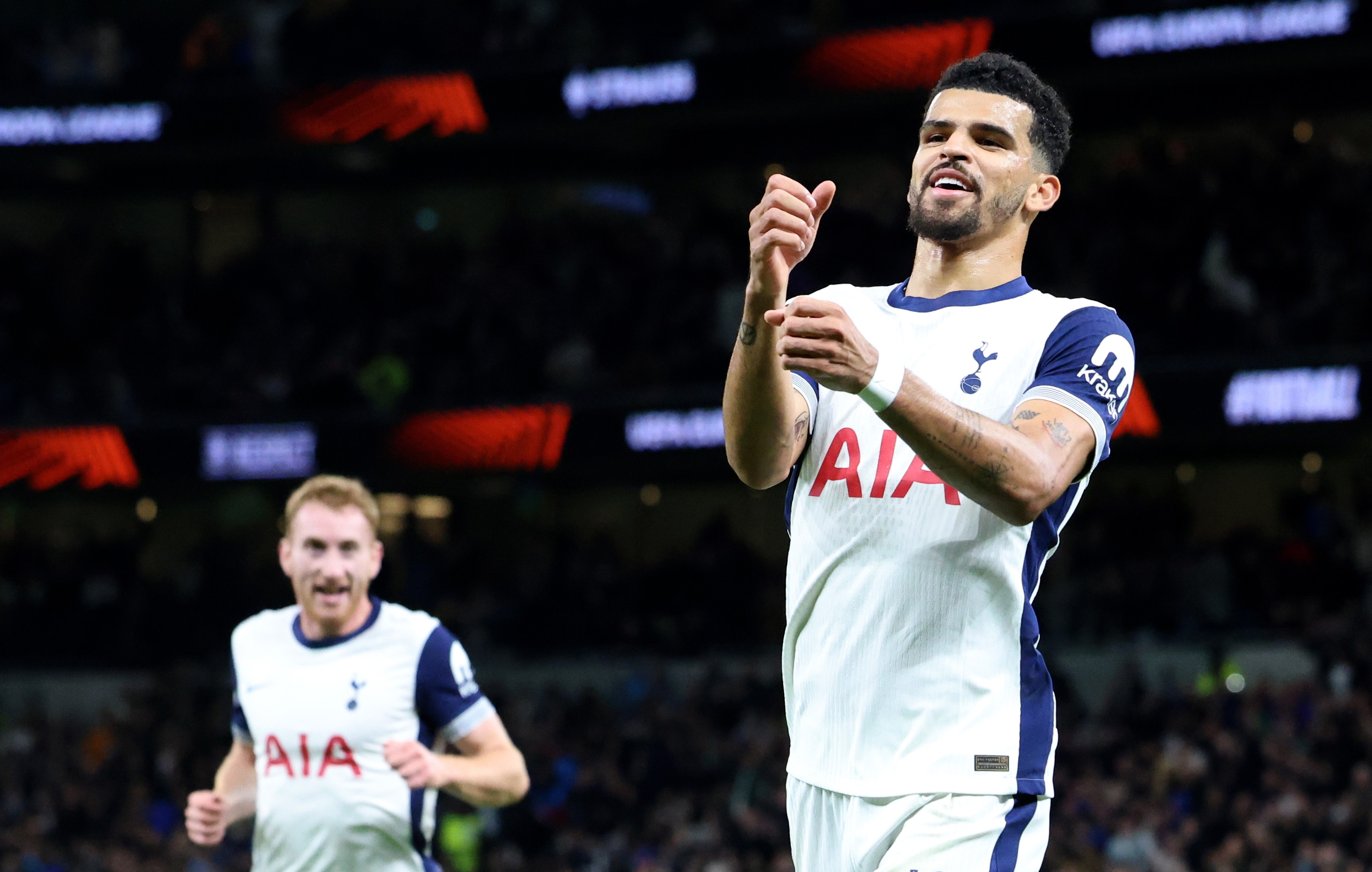 10-men Tottenham open Europa League campaign with a win over Qarabag