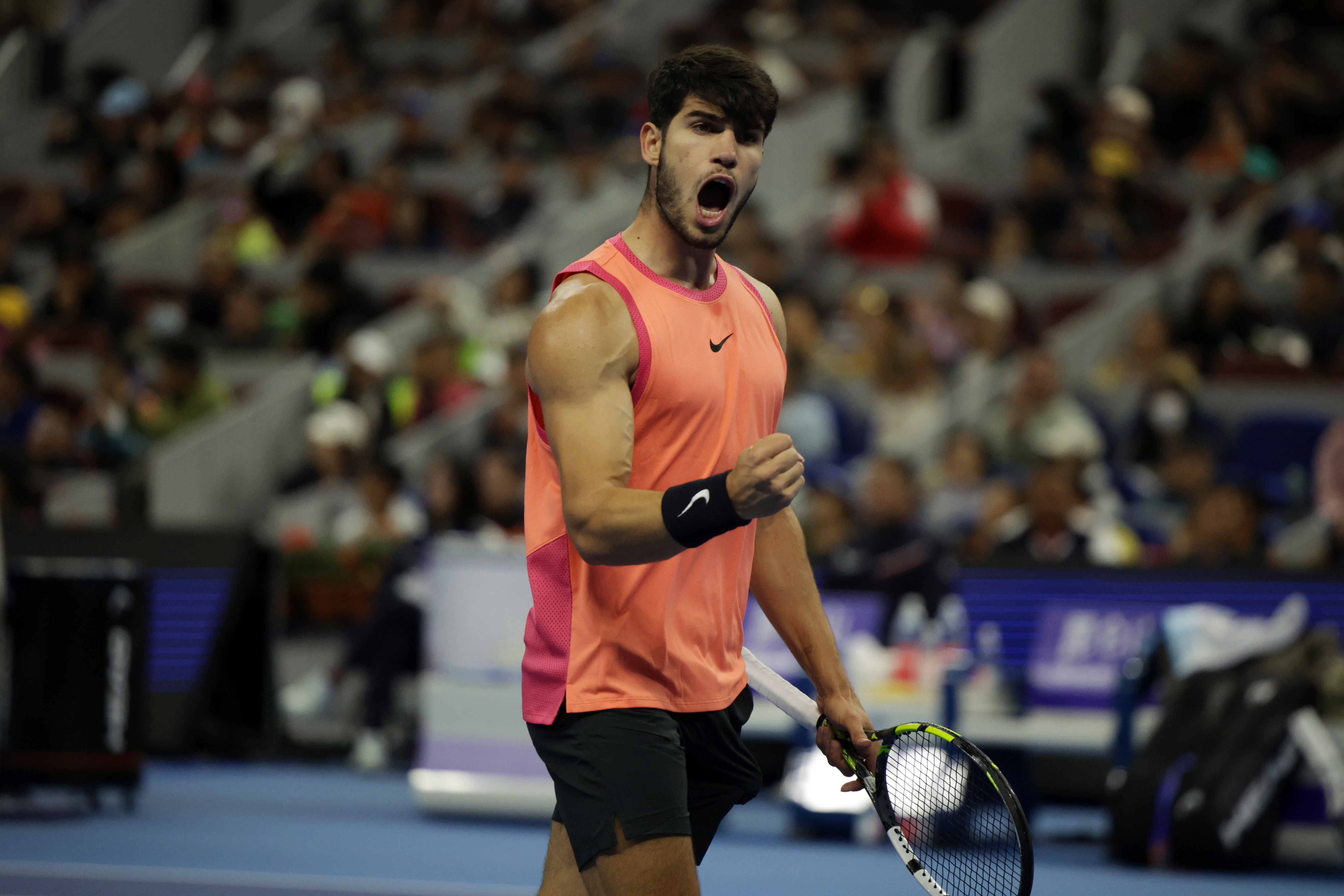 Alcaraz dethrones Sinner in Beijing after a three-set epic