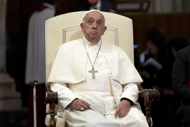 The Pope condemned the failure of diplomacy in the Middle East