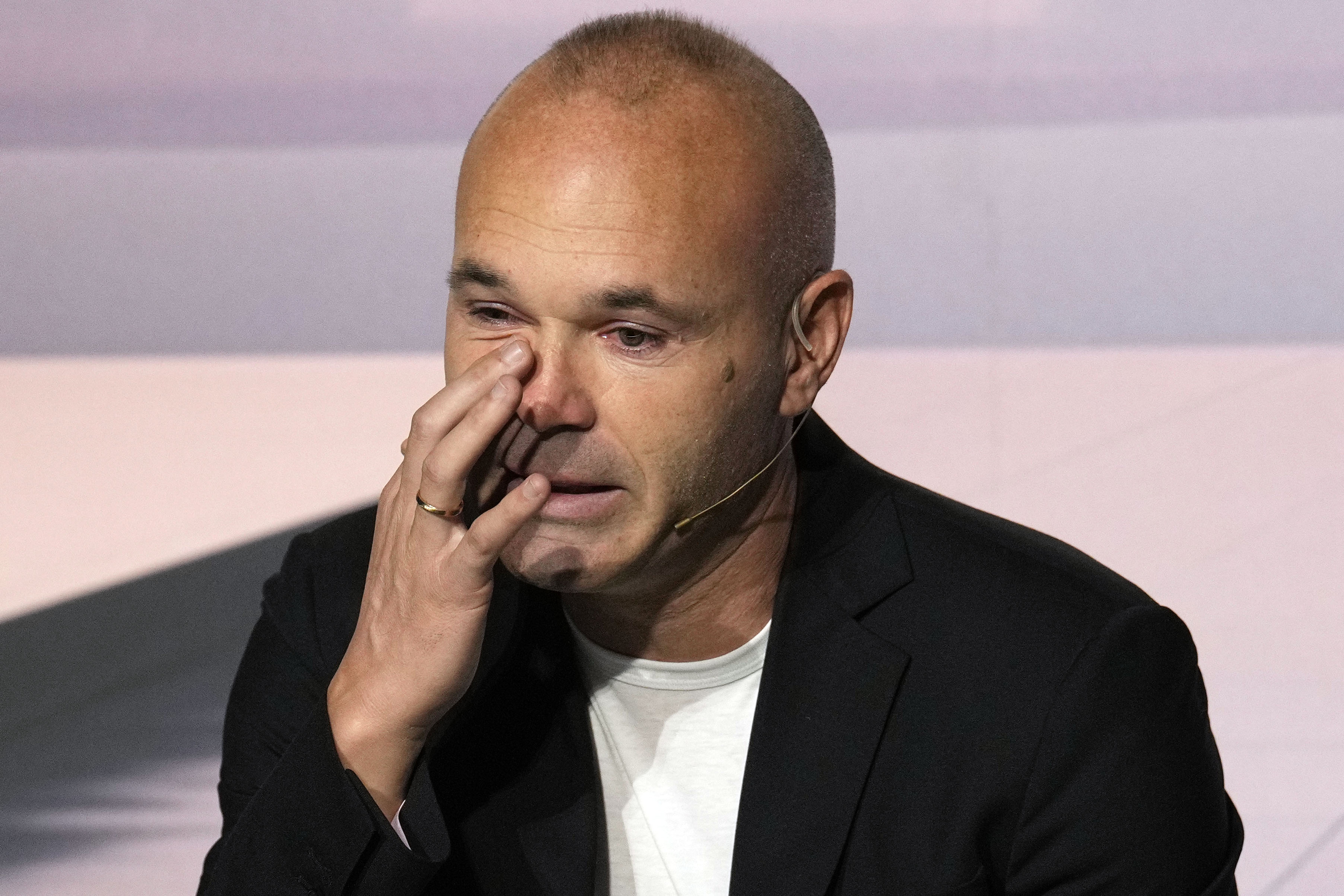 Andres Iniesta retires from football at age 40