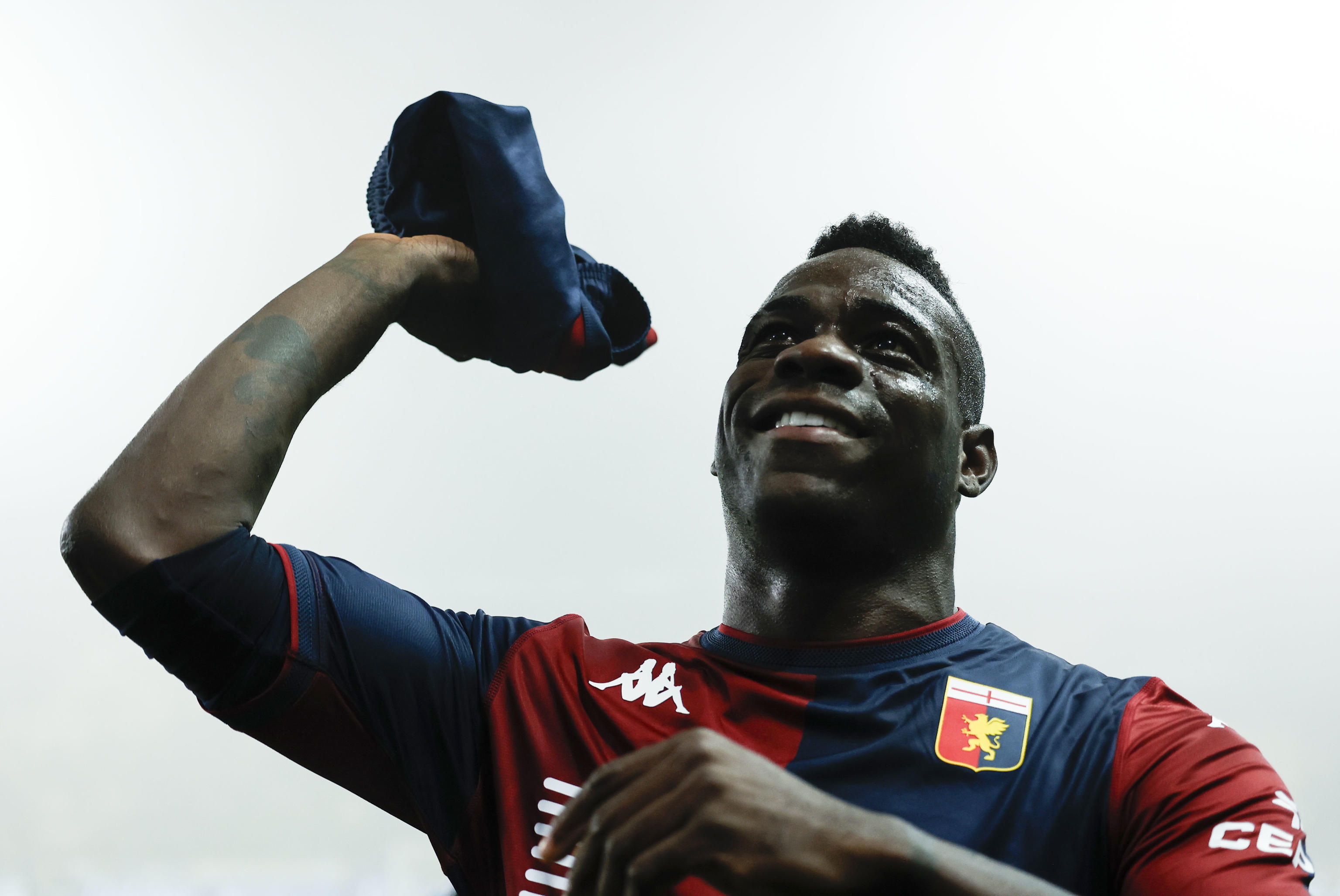 Balotelli returned to Serie A as Genoa win valuable three points against Parma