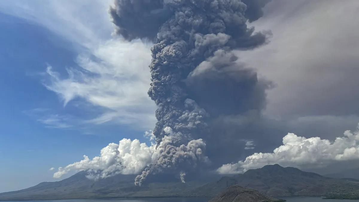 Another eruption of the Levotobi Laki-Laki volcano in Indonesia