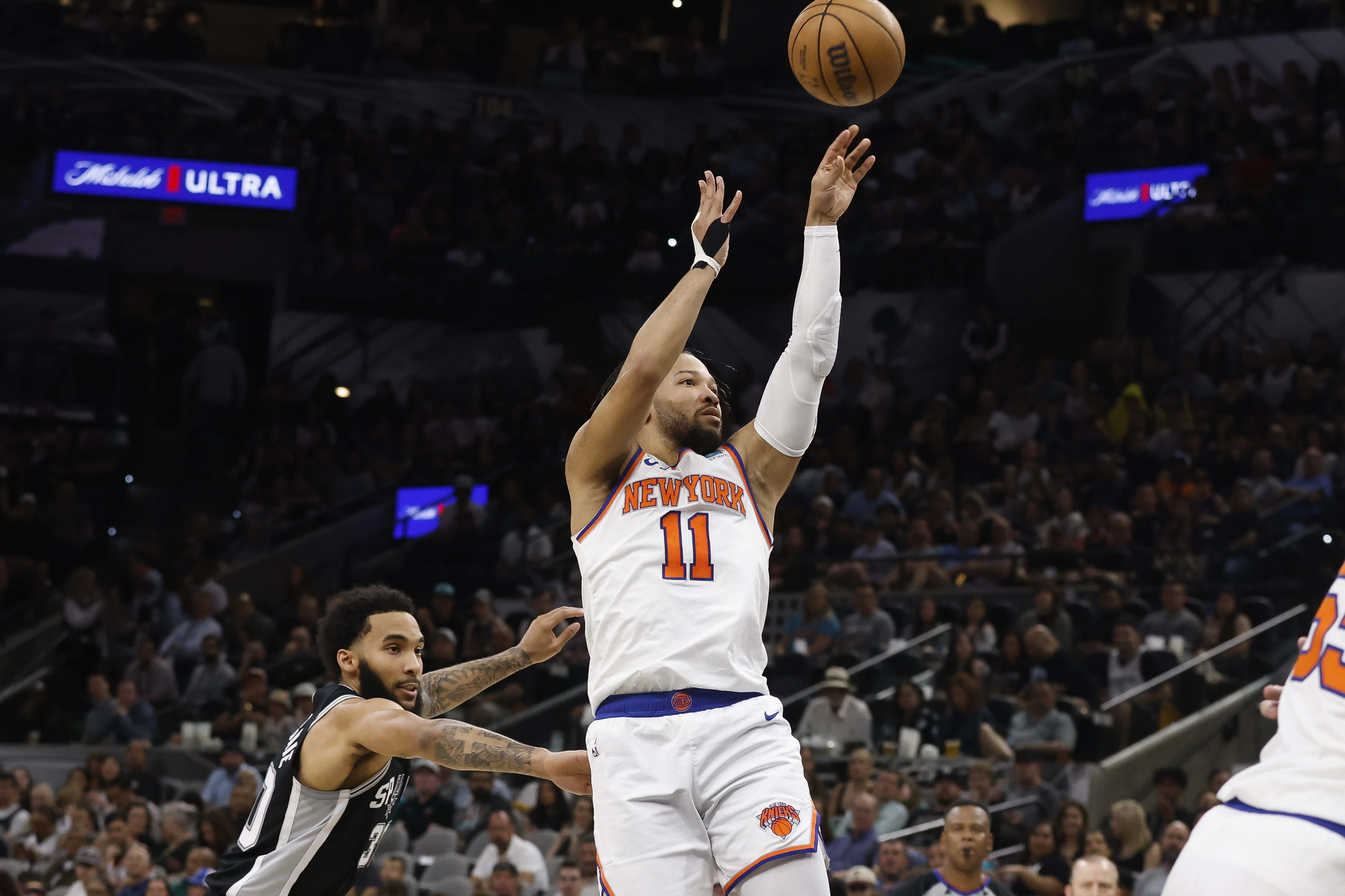 Towns and Brunson led the Knicks to their fourth straight win