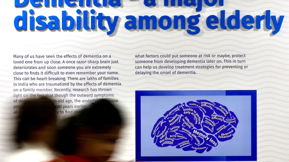 Symptoms of dementia are easily confused with aging