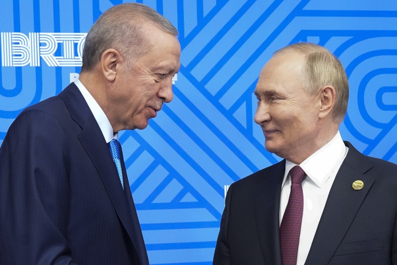 Erdogan will seek to increase trade with Russia